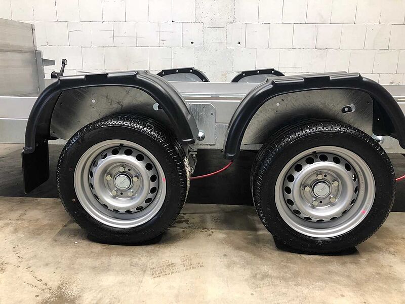 Vezeko Husky FB 35.35 E-Pumpe Maschinentransporter